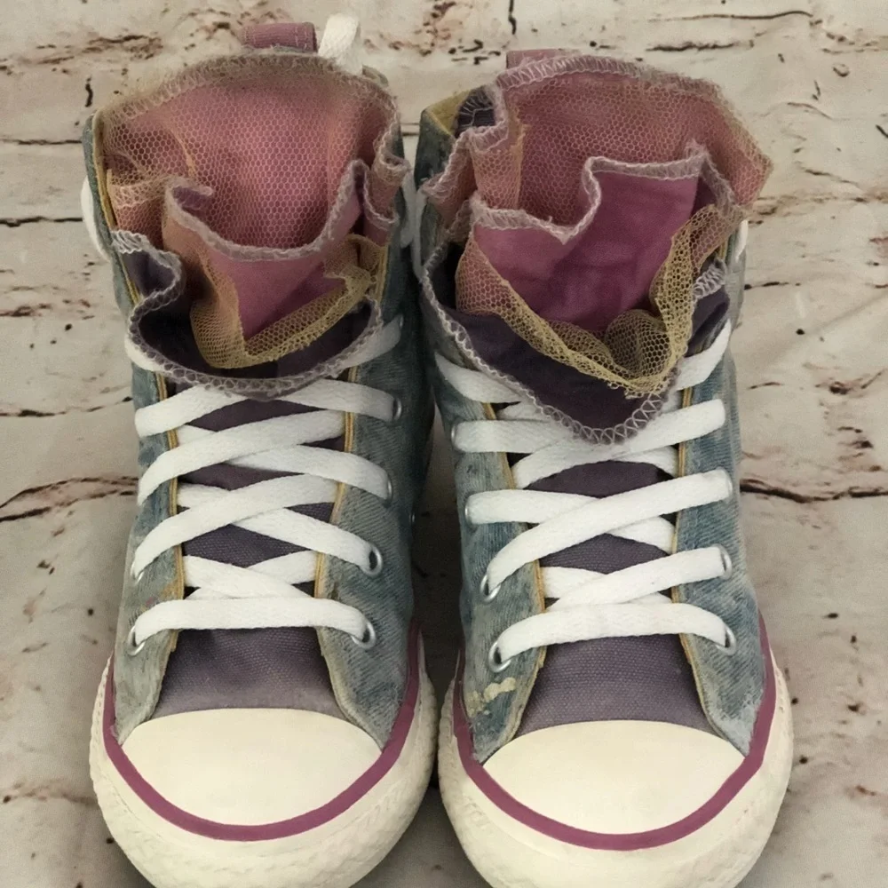 𝅺CONVERSE sneakers